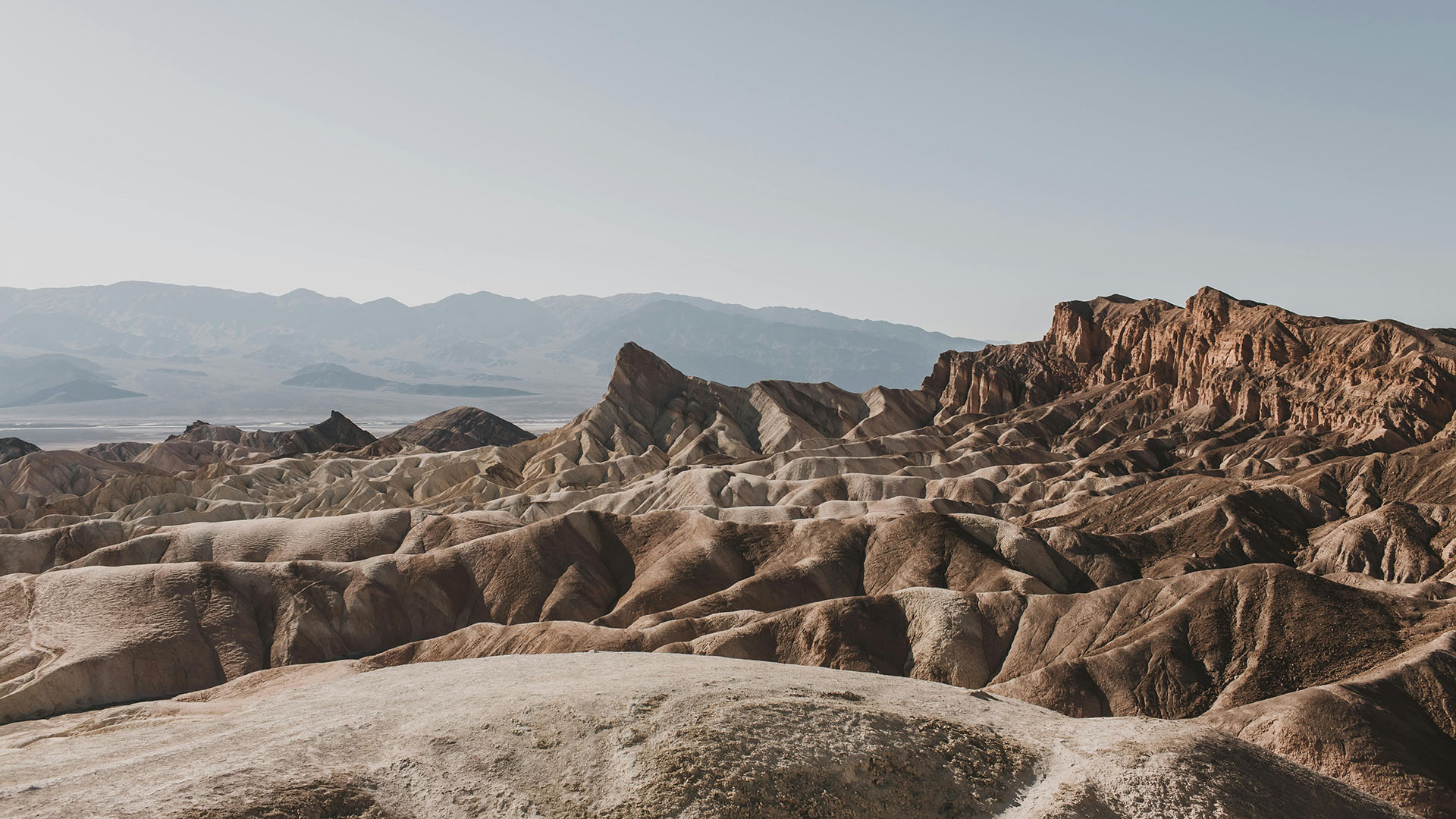 paesaggio roccioso della Death Valley in California