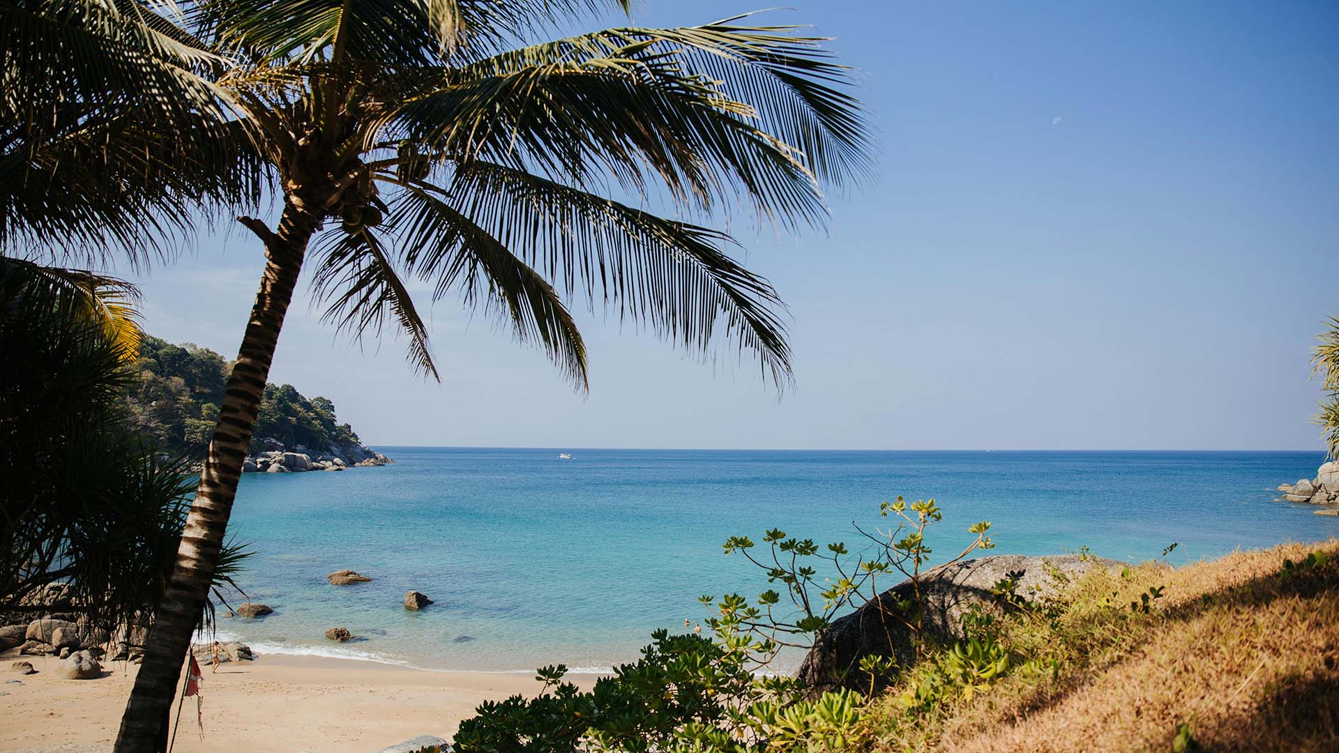 Paesaggio della spiaggia naturale del mare a Phuket Thailandia