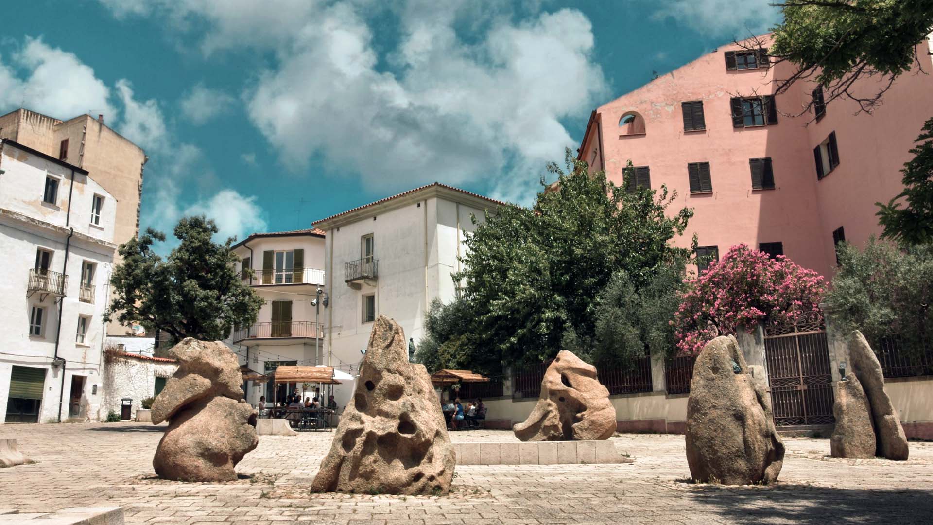 Piazza Sebastiano Satta a Nuoro, Sardegna