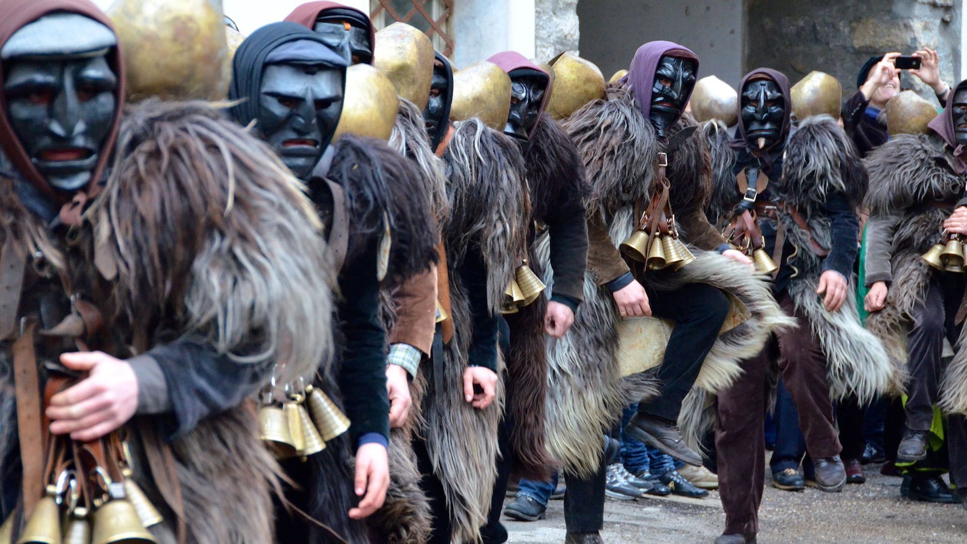 Carnevale di Mamoida, antico rito tradizionale Barbagia Sardegna